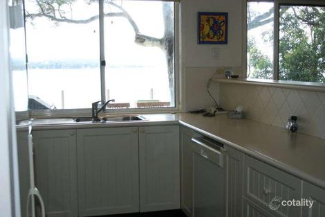 Property photo of 15 Bareki Road Eleebana NSW 2282