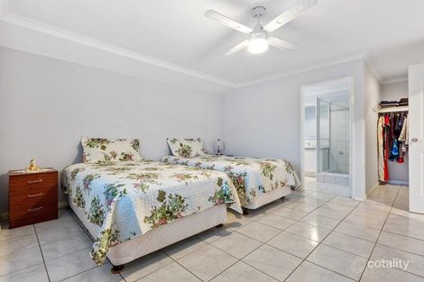 Property photo of 10 Monroe Turn Success WA 6164