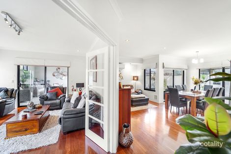 Property photo of 16 Cranberry Gardens Stirling WA 6021