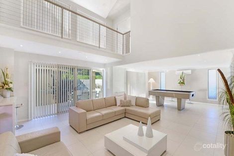 Property photo of 10 Lavender Grove Shellharbour NSW 2529