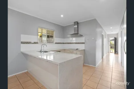 Property photo of 2 Denise Court Beaconsfield QLD 4740