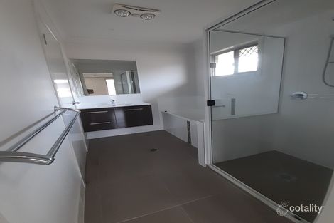 Property photo of 15 Olympic Avenue Gracemere QLD 4702