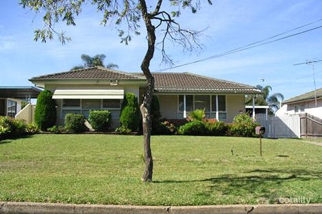 Property photo of 24 Somme Crescent Milperra NSW 2214