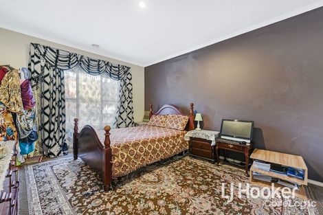 Property photo of 3 Nevin Grove Berwick VIC 3806