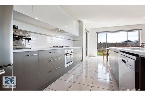 Property photo of 3 Armadale Drive Warragul VIC 3820