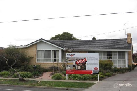 1/97 Winmalee Dr, Glen Waverley, VIC 3150