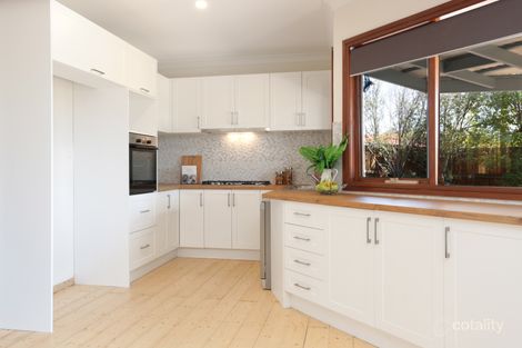 Property photo of 220 Bellbridge Drive Hoppers Crossing VIC 3029
