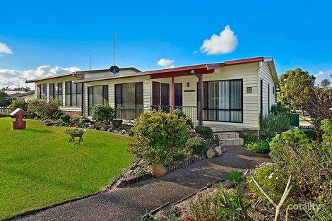 Property photo of 30 Mawson Drive Killarney Vale NSW 2261