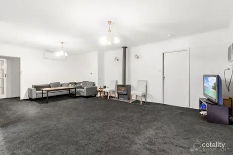 Property photo of 9 Wanke Crescent Dandenong VIC 3175
