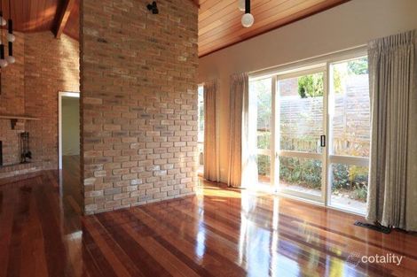 Property photo of 21 Oxford Close Croydon Hills VIC 3136