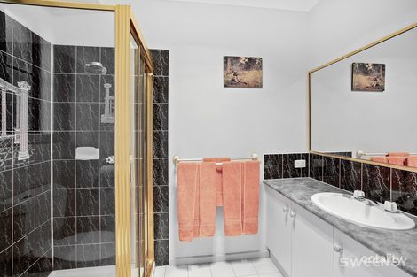 Property photo of 12 Markey Court Altona Meadows VIC 3028