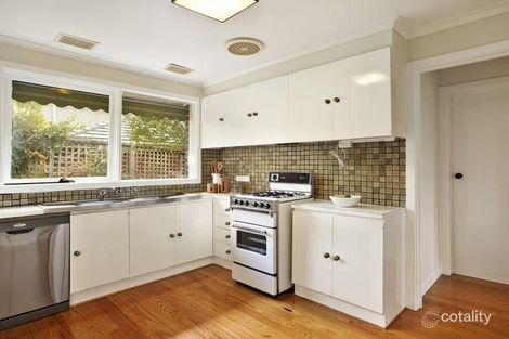 2/33 Donna Buang St, Camberwell, VIC 3124