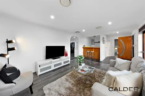 Property photo of 4 Paraburdoo Lane Kings Park VIC 3021