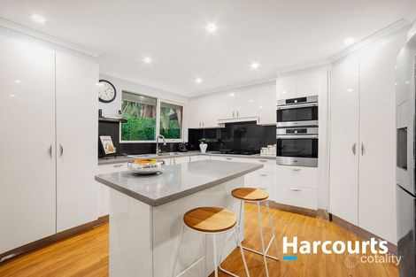 Property photo of 8 Rubens Court Scoresby VIC 3179