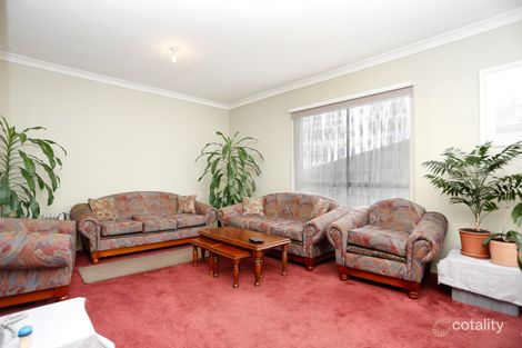 Property photo of 7 Ashleigh Crescent Meadow Heights VIC 3048