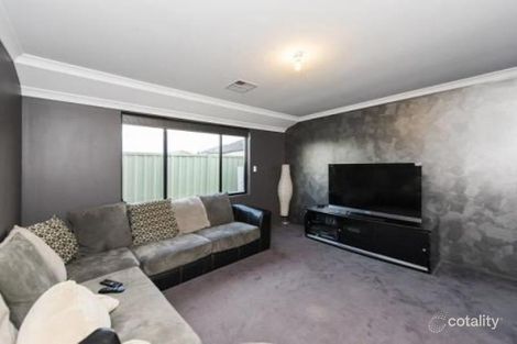 Property photo of 9 Jenkyn Circle Landsdale WA 6065