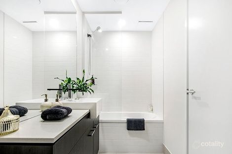Property photo of 2701/25-31 East Quay Drive Biggera Waters QLD 4216