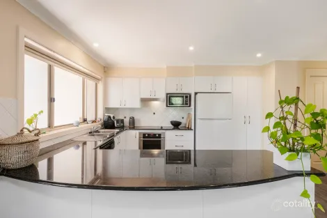 Property photo of 1/10 Cape Three Points Road Avoca Beach NSW 2251