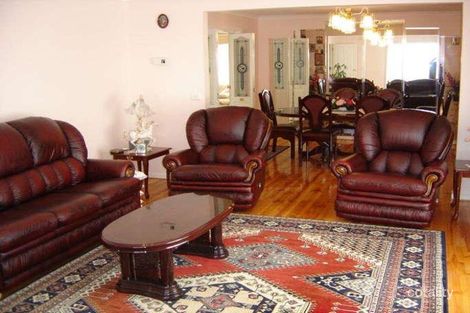 Property photo of 4 Cedar Close Chadstone VIC 3148