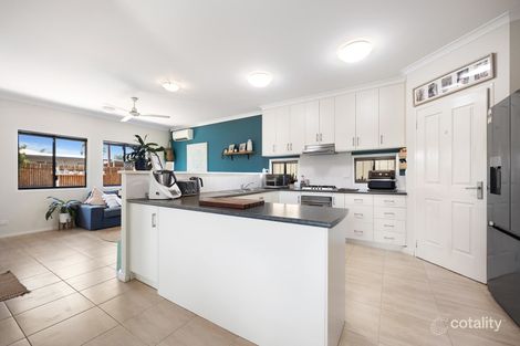 Property photo of 33 Honeyeater Corner Nickol WA 6714