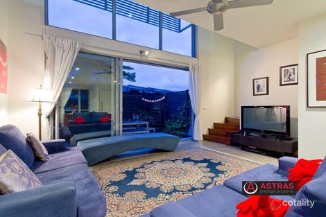 Property photo of 4 Lakefront Crescent Varsity Lakes QLD 4227