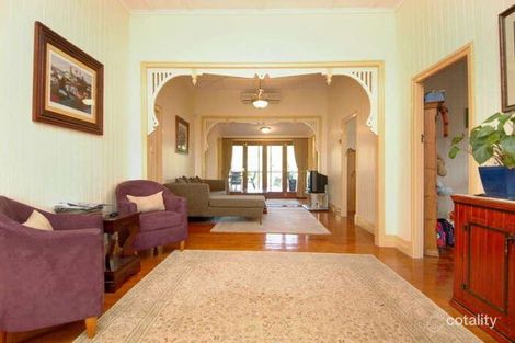 Property photo of 21 Ninth Avenue Coorparoo QLD 4151