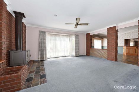 Property photo of 40 St Ronans Court Sunbury VIC 3429