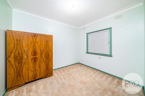 Property photo of 26 Nilma Avenue Mount Austin NSW 2650