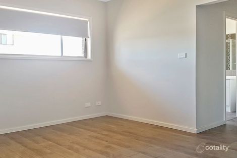 Property photo of 104 Callistemon Circuit Jordan Springs NSW 2747