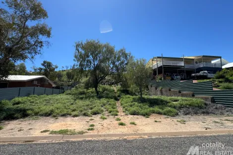 Property photo of 23 Gilbert Place Larapinta NT 0875