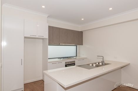 Property photo of 2/641 Mountain Highway Bayswater VIC 3153