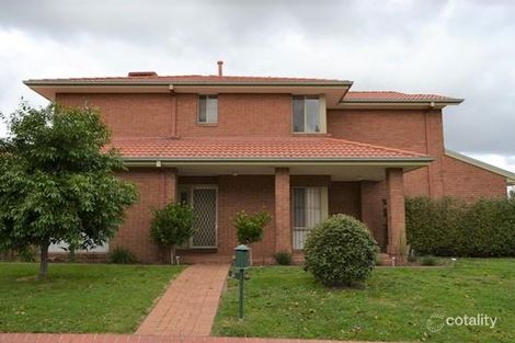 Property photo of 2 The Crest Attwood VIC 3049