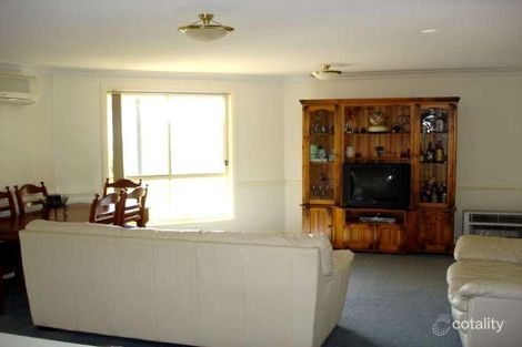 Property photo of 5 Murphy Circuit Ashtonfield NSW 2323