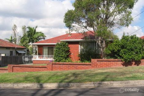 30 Arnett St, Pendle Hill, NSW 2145
