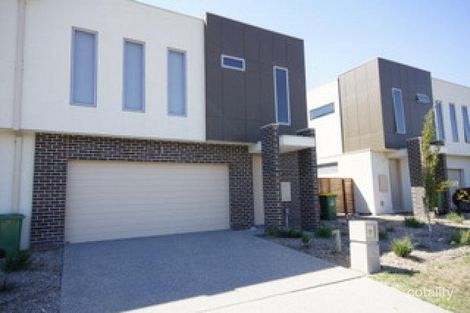 Property photo of 11 Albatross Drive Pakenham VIC 3810