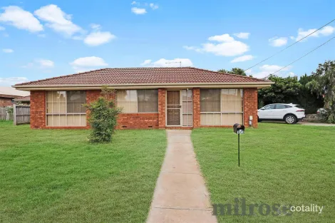 1/1 Regis Cl, Werribee, VIC 3030
