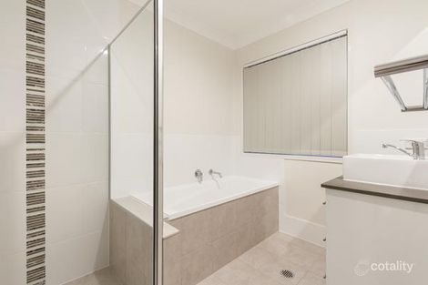Property photo of 25 Rawlings Road Deebing Heights QLD 4306