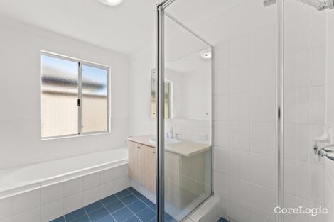 Property photo of 18 Coniston Bend Waikiki WA 6169