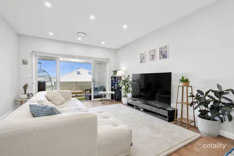 72b Brooklands Cct, Goulburn, NSW 2580