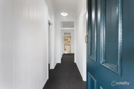 Property photo of 174 Blackstone Road Silkstone QLD 4304