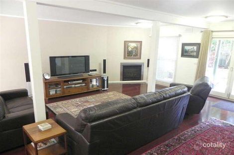 Property photo of 3 Jells Road Wheelers Hill VIC 3150