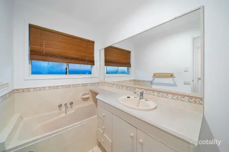 Property photo of 10 Gila Place Springfield QLD 4300