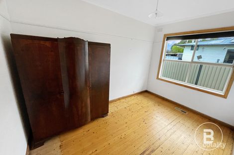 Property photo of 56 Maple Avenue Wendouree VIC 3355