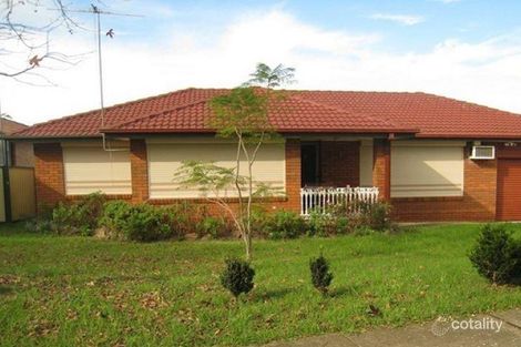 22 Canterbury Rd, St Johns Park, NSW 2176