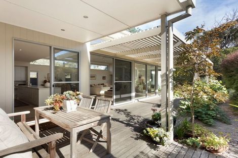 Property photo of 87 Glaneuse Road Point Lonsdale VIC 3225