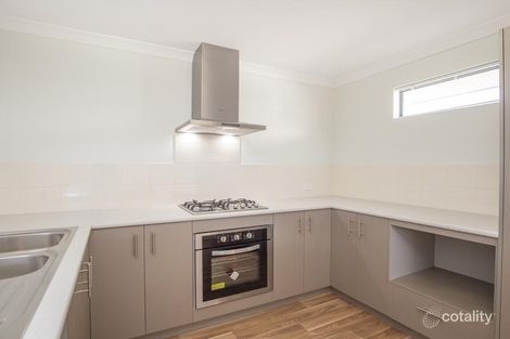 8/120 Ravenswood Dr, Nollamara, WA 6061