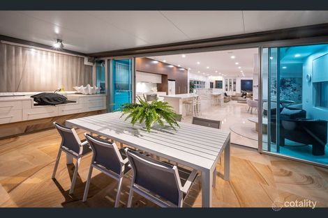 23 Hillside Cres, Hamilton, QLD 4007
