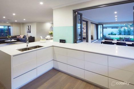 Property photo of 17 Kingshurst Chase Haynes WA 6112