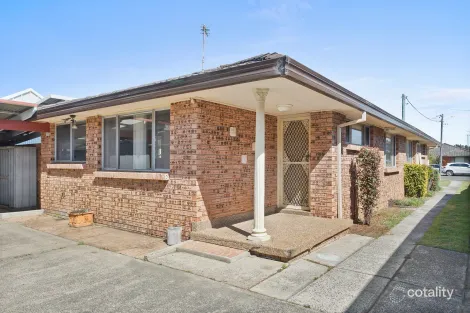2/27 Osborne Pde, Warilla, NSW 2528