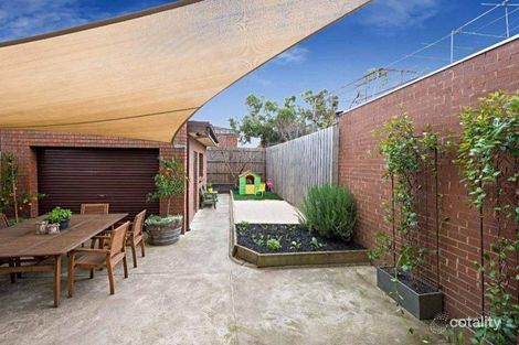 Property photo of 105 Clauscen Street Fitzroy North VIC 3068